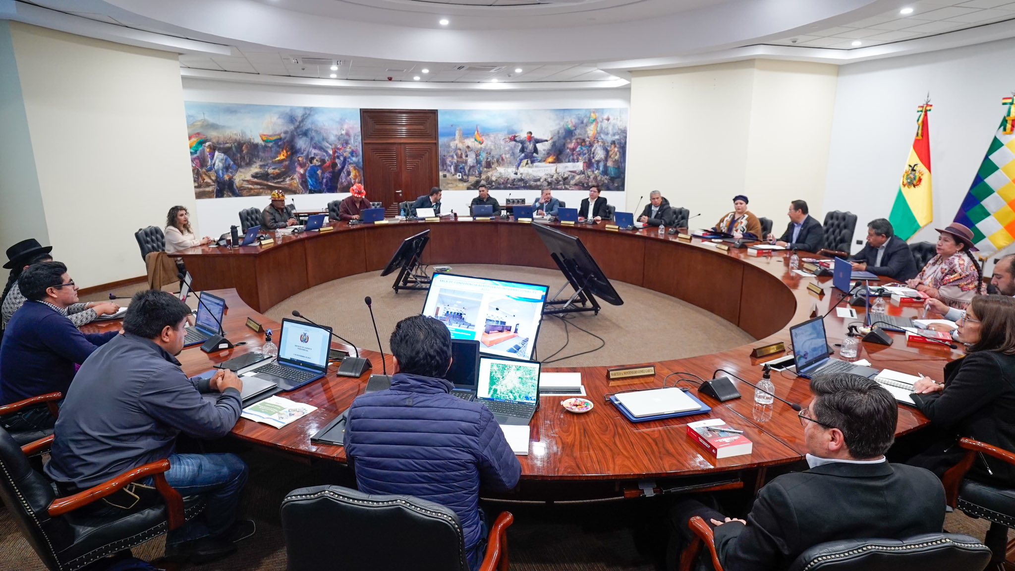 Luis Arce se despide de la presidencia con la promulgación de 20 leyes y un decreto supremo