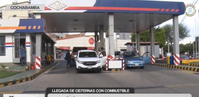 Tras la llegada de cisternas, reportan normalización en el abastecimiento de combustibles en el eje troncal del país