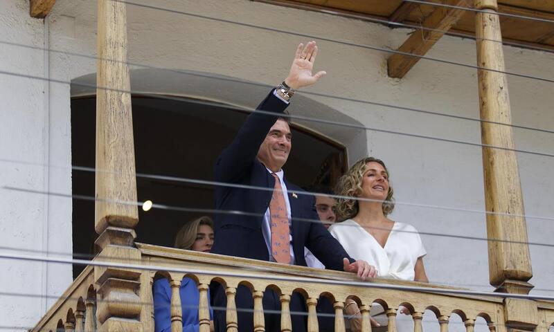 En Sucre, Paz recibirá la Medalla del Bicentenario y será reconocido como Capitán General de las FFAA