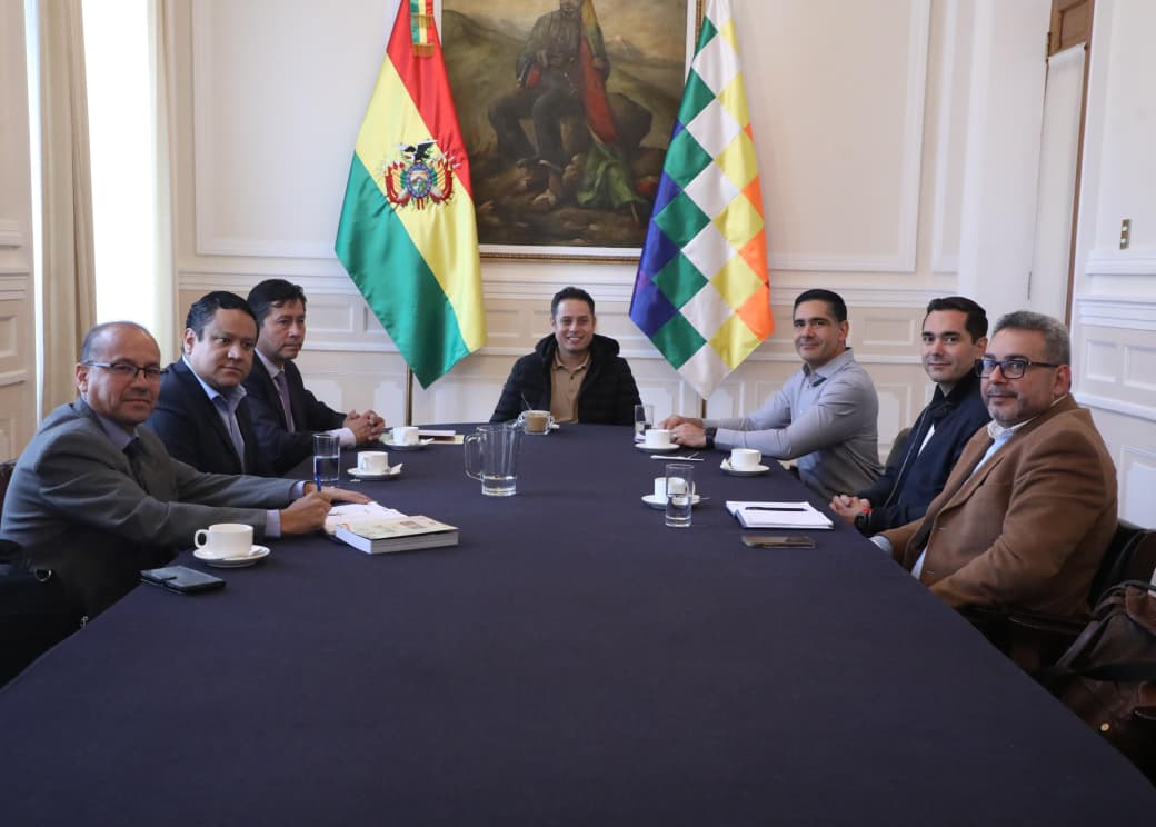 Vicepresidencia impulsa agenda legislativa en alianza con ministerios y empresarios