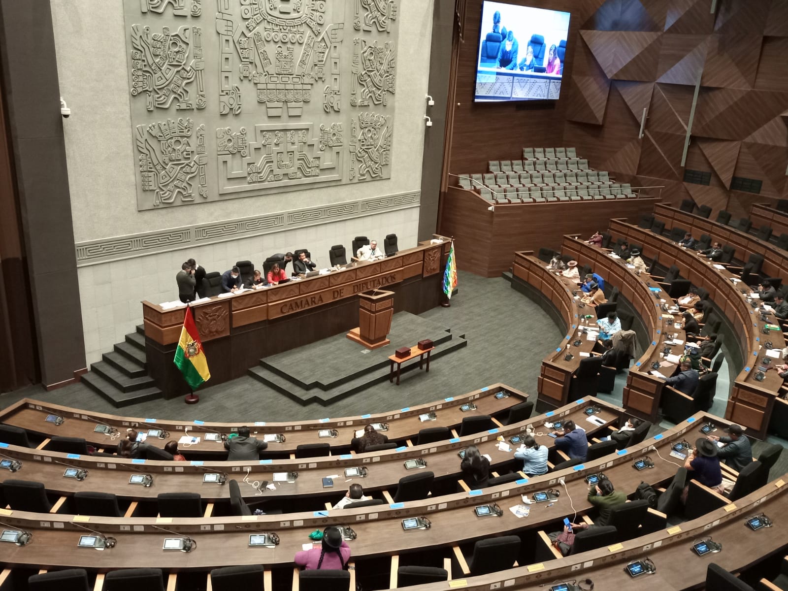 Lara garantiza que el Legislativo priorizará la ley para las elecciones subnacionales de marzo de 2026