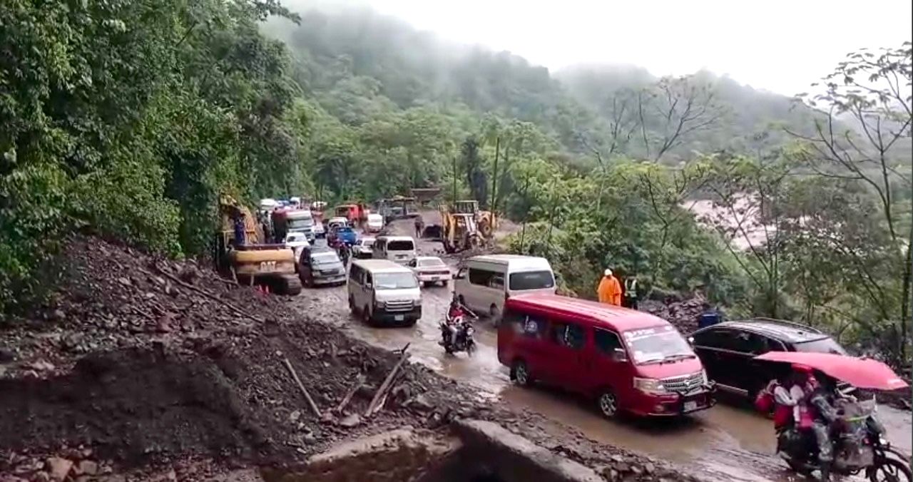 Carretera nueva Santa Cruz-Cochabamba se encuentra habilitada al tránsito vehicular