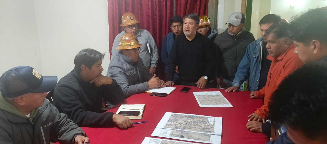 Fedecomin encara estudios técnicos para la migración de cooperativistas del Cerro Rico a nuevas áreas 