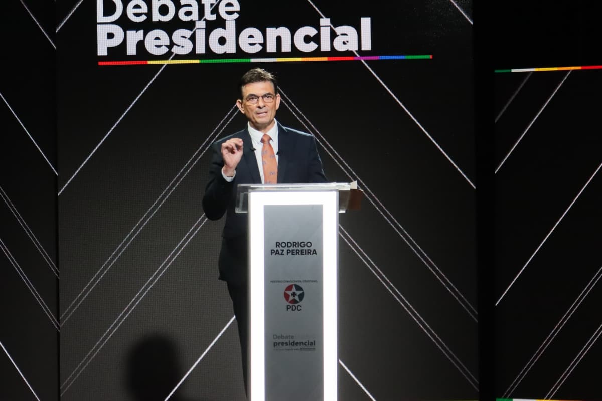 En debate presidencial hablan de transformación y cambios en hidrocarburos, minería y agro 