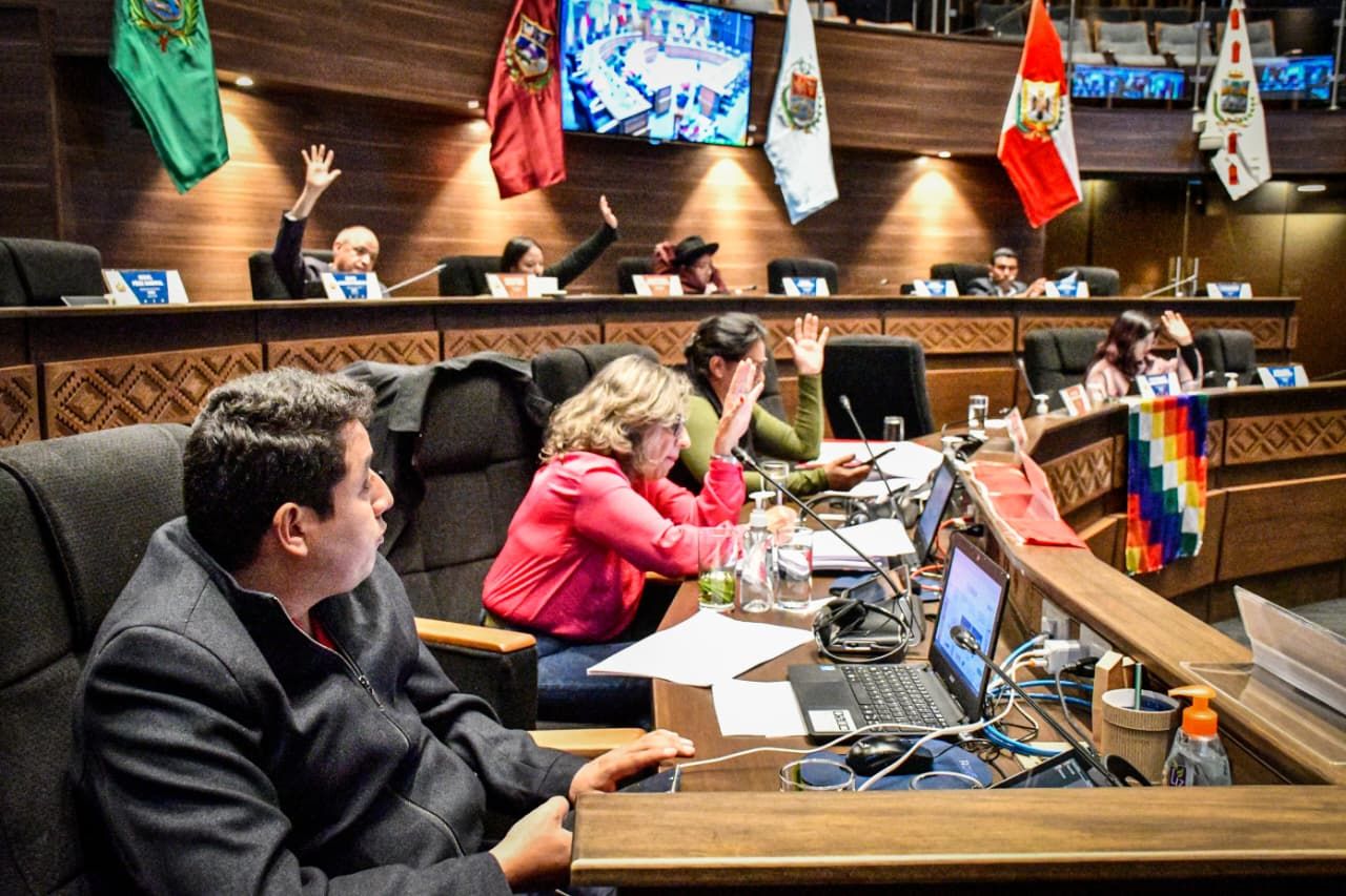 Senado sanciona crédito de $us 50 millones para construir espacios deportivos en colegios