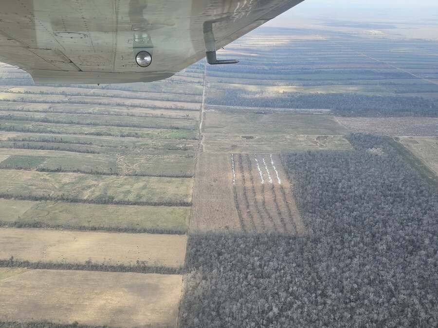 Intensifican patrullajes para contener incendio en San Ignacio de Velasco antes que ingrese a reserva forestal