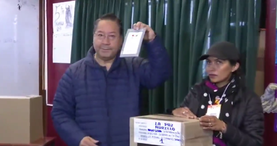 Arce convoca a ejercer el derecho al voto y a los candidatos a respetar los resultados