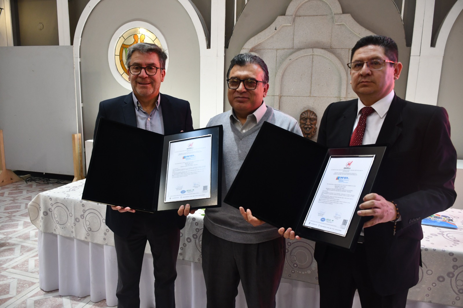 Univida se convierte en la única empresa boliviana con la doble certificación ISO: Calidad y Seguridad de la Información