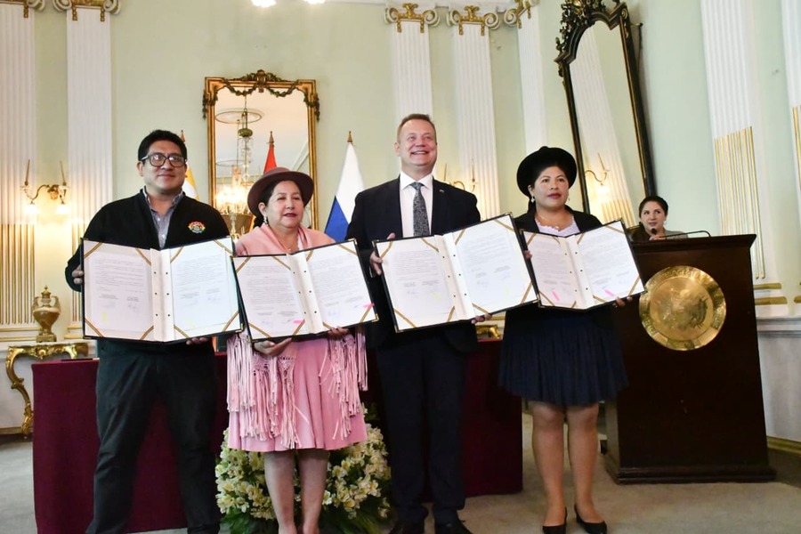 Bolivia y Rusia firman Memorándum para impulsar intercambio artístico, protección patrimonial y apoyo a pueblos indígenas 