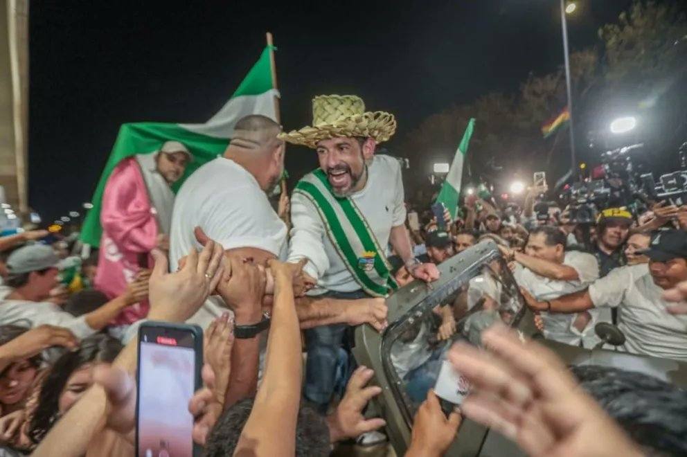 Condenan agresiones contra periodistas durante caravana de Camacho, exigen sanciones y respeto a la prensa