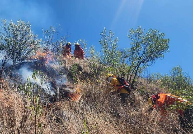 Militares controlan incendio en Torotoro y avanzan en etapa de enfriamiento