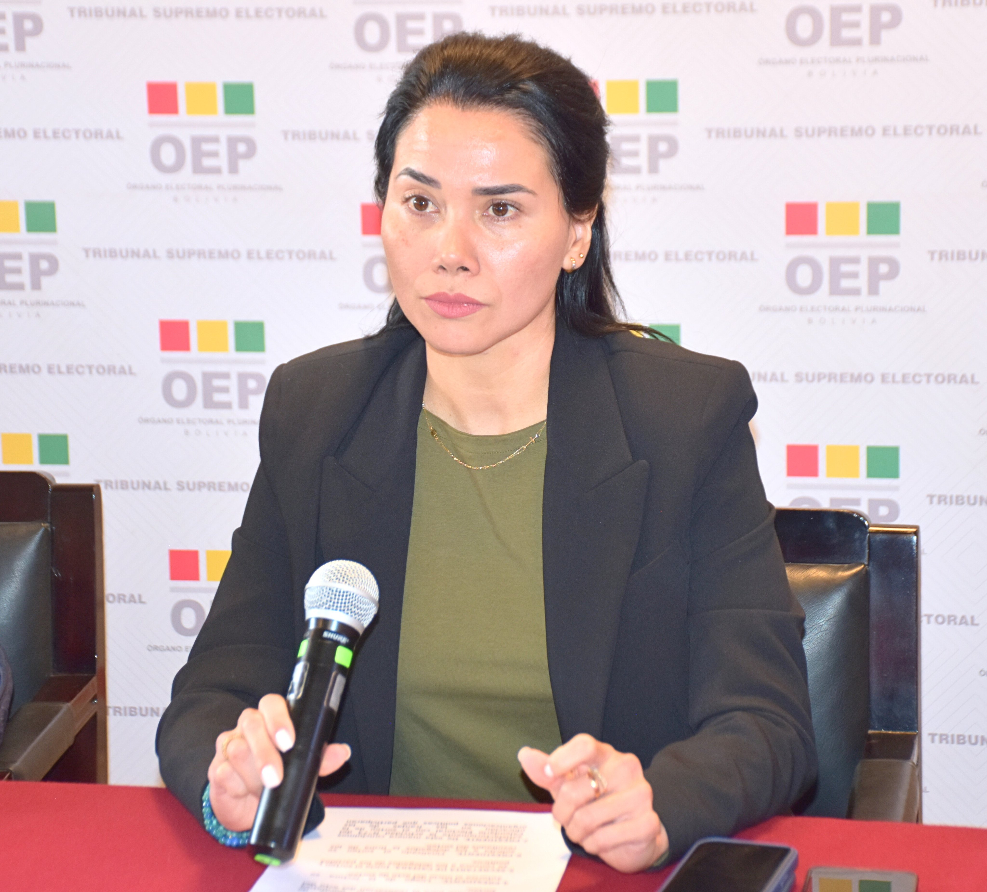 Yajaira San Martín asume presidencia interina del TSE mientras Hassenteufel se recupera de su salud