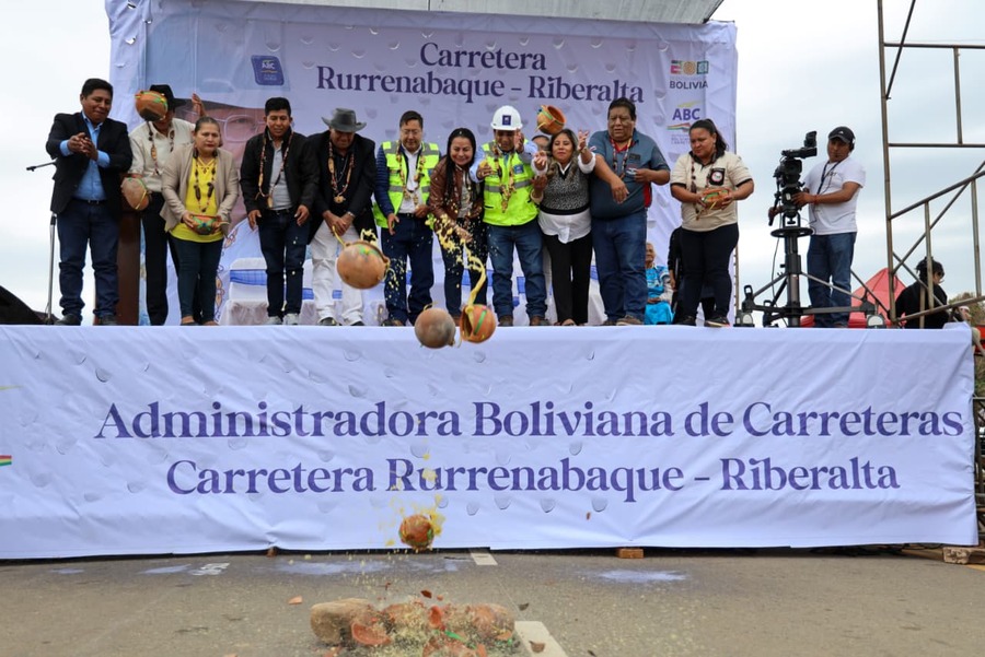 Arce inaugura carretera Rurrenabaque – Riberalta, una "conexión clave" para el norte del país