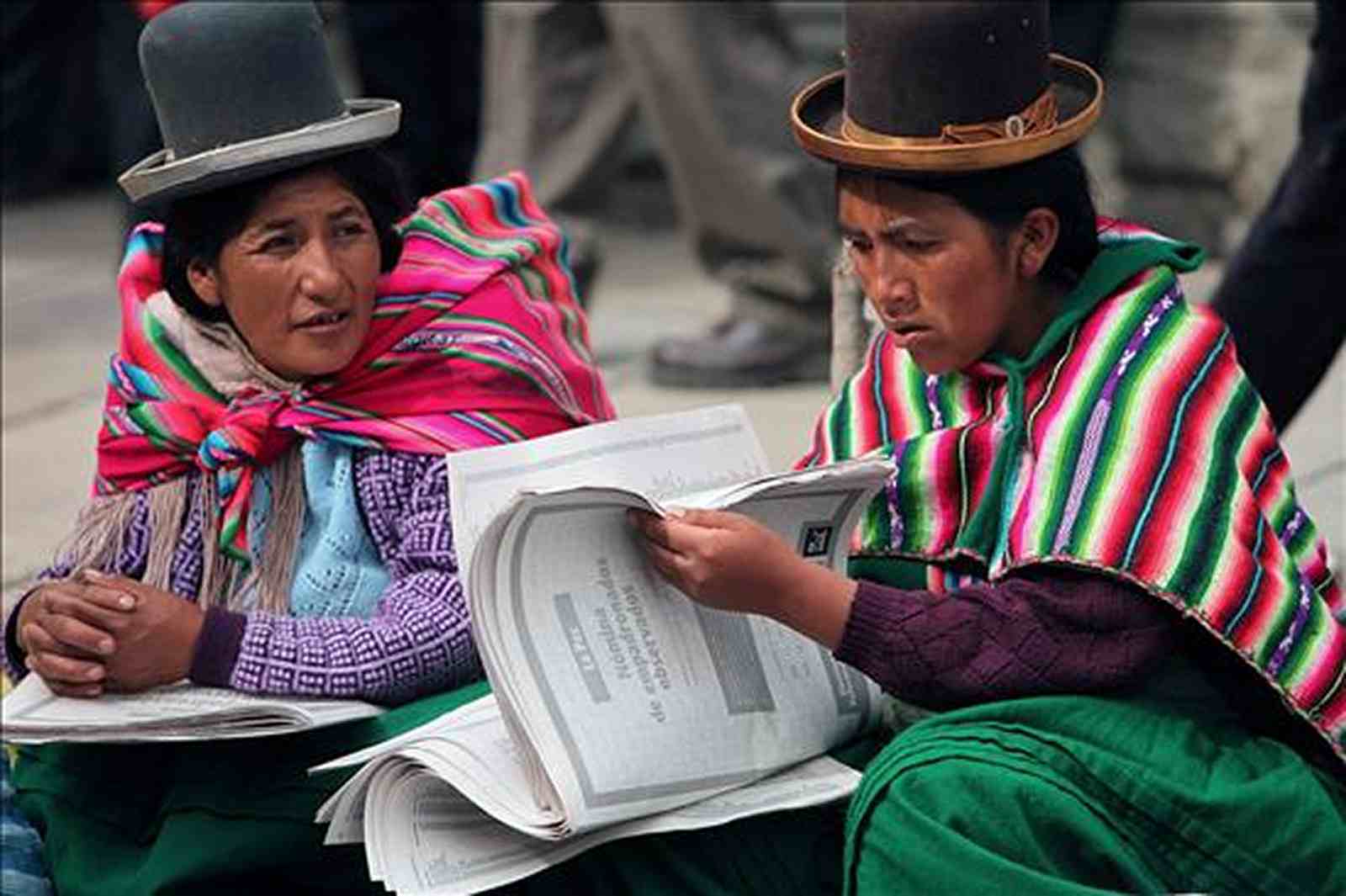 Censo 2024: El castellano, quechua y aymara predominan, mientras 30 lenguas están al borde de la desaparición