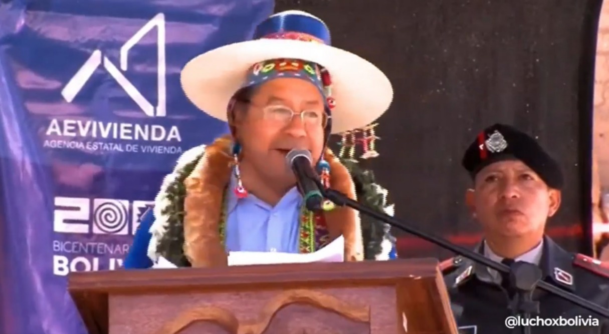 Presidente entrega viviendas, puentes y sistema de riego en el municipio de Bolívar