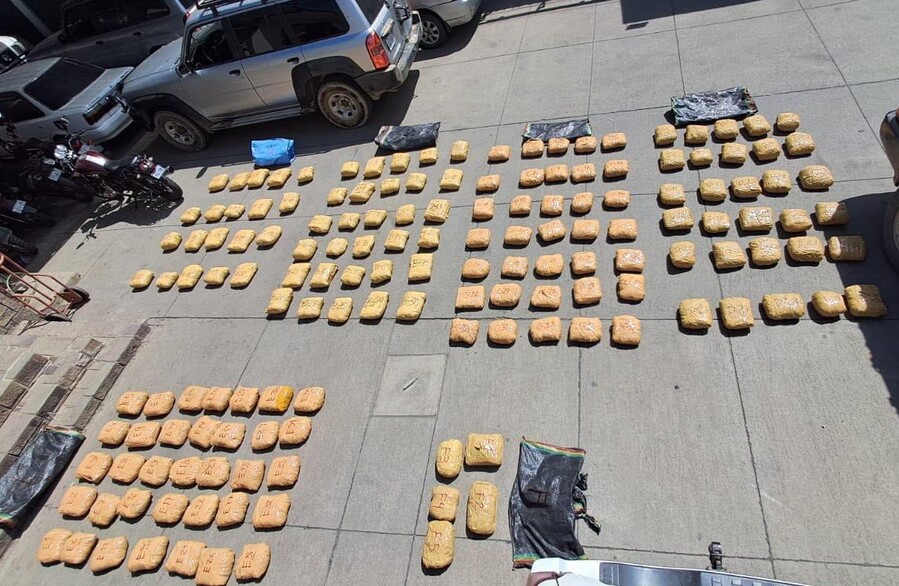 En Quillacollo incautan 155 paquetes de marihuana