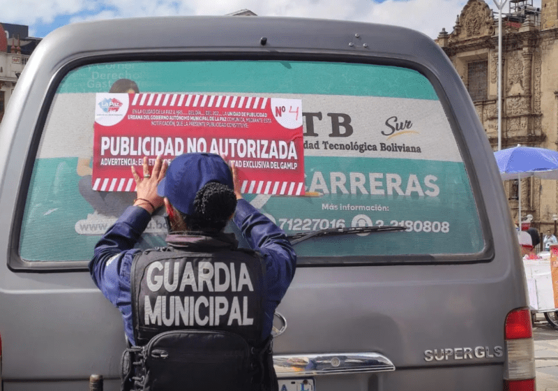 Concejo de La Paz excluye de cobros ediles a la publicidad en el transporte público y privado