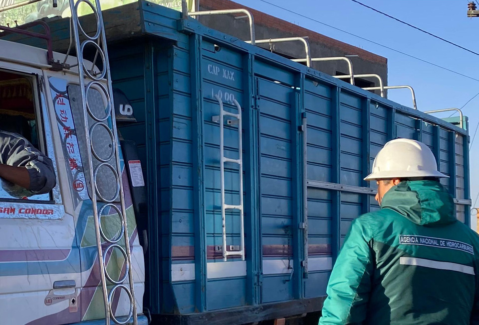 La ANH sanciona a más de un centenar de vehículos por acumular combustible de forma ilegal