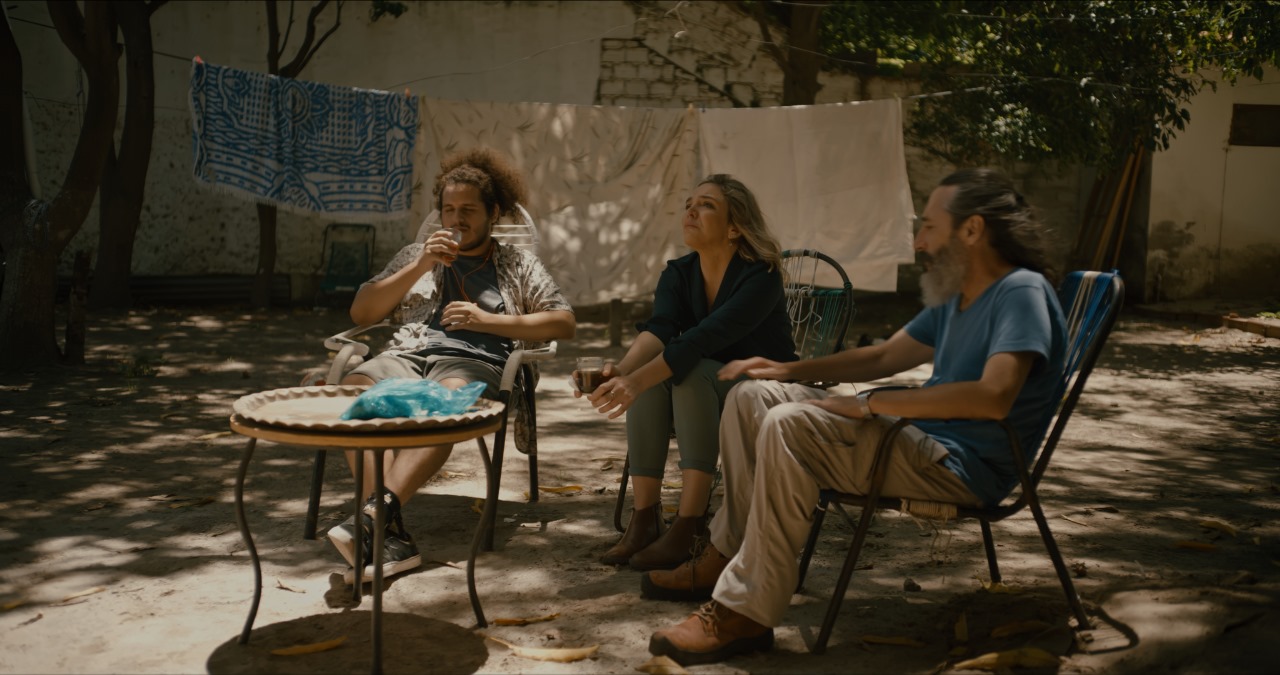 Cines del país estrenan "El último blues del croata", una comedia dramática del cineasta Alejandro Suárez