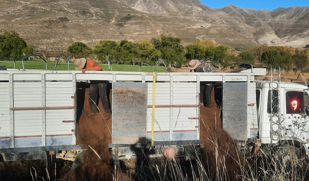 Entregan fertilizantes y bioinsumos para mejorar la producción de papa en Incahuasi