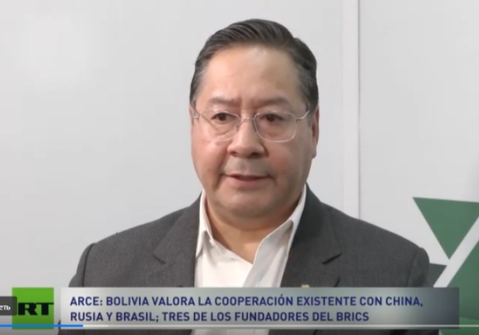 Arce asegura que la derecha busca evitar que el litio esté en manos de los BRICS