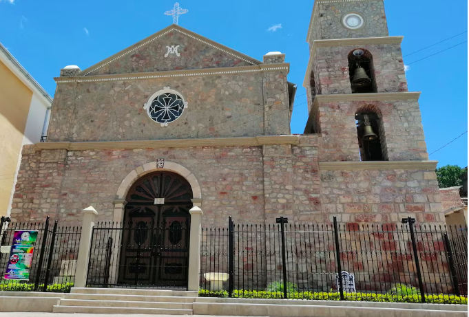 Interpol captura en Uruguay a exsacerdote acusado de abusar 30 niños en Bolivia