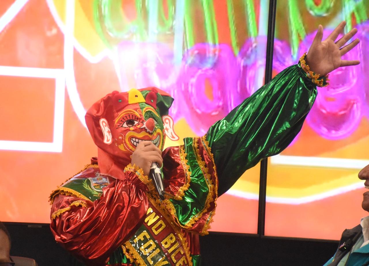El pepino es el personaje central del Carnaval en La Paz