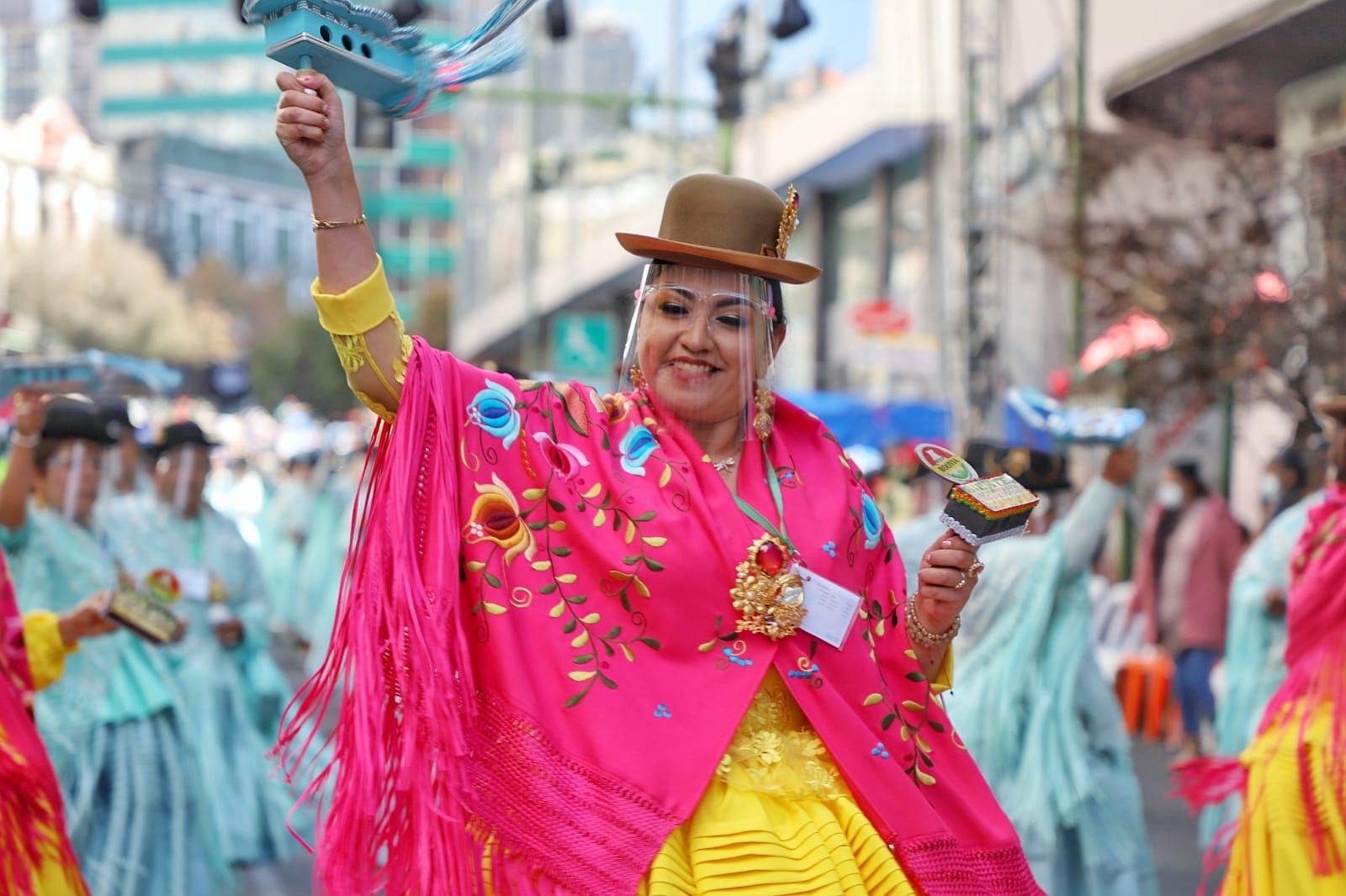 Gobierno entrega documental de la festividad del Señor Jesús del Gran Poder