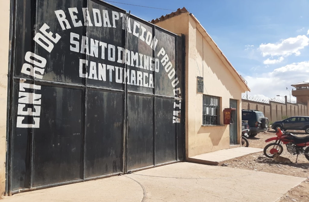 Tres personas involucradas en la agresión a diputado potosino fueron enviadas con detención preventiva al penal de Cantumarca