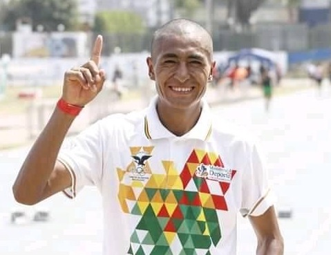 Fondista boliviano Vidal Basco supera su récord y gana carrera en Argentina
