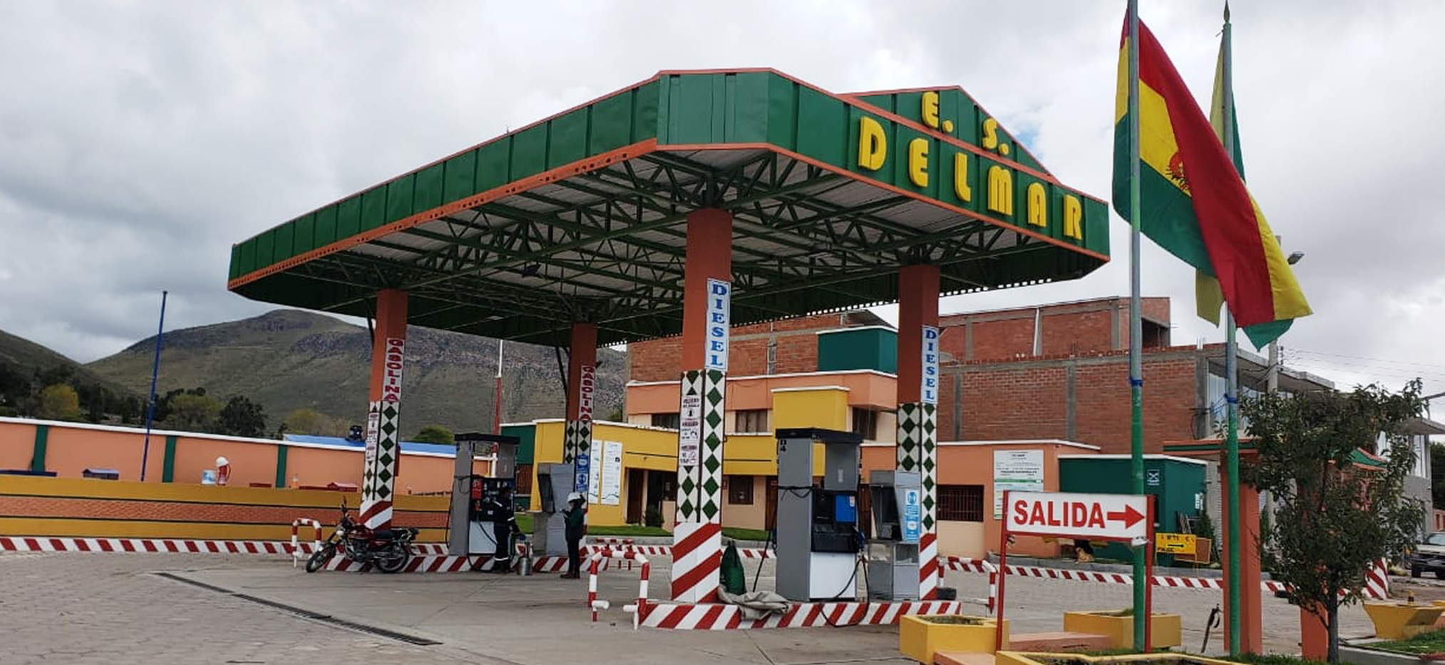 ANH: El Estado boliviano subvenciona Bs 388 millones para la venta de combustibles en 34 surtidores en fronteras