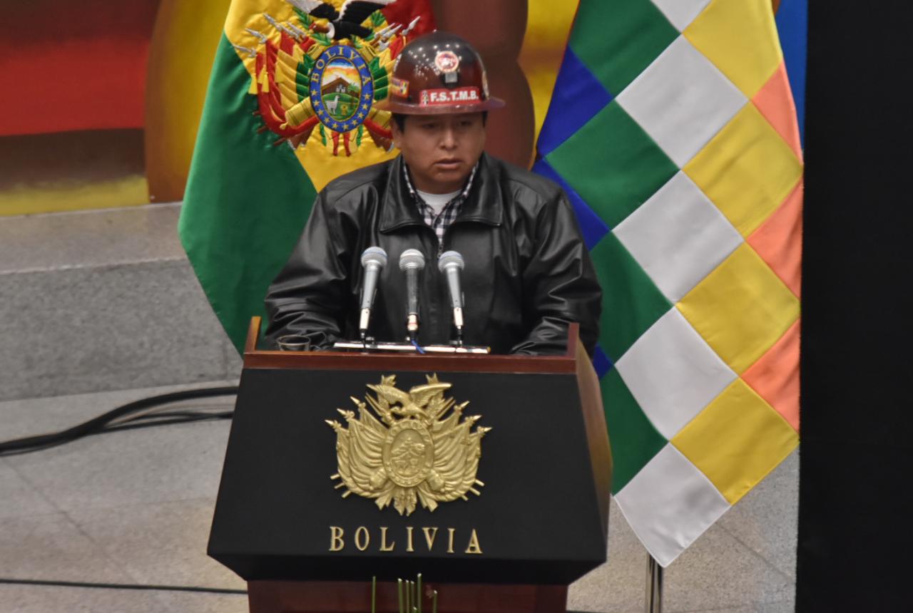 Presidente Luis Arce y la COB se reunirán esta tarde para tratar el incremento salarial