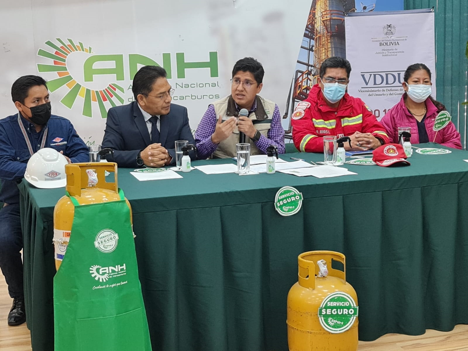 Lanzan la campaña “Plan Servicio Seguro” para precautelar la seguridad en el uso de GLP y combustibles