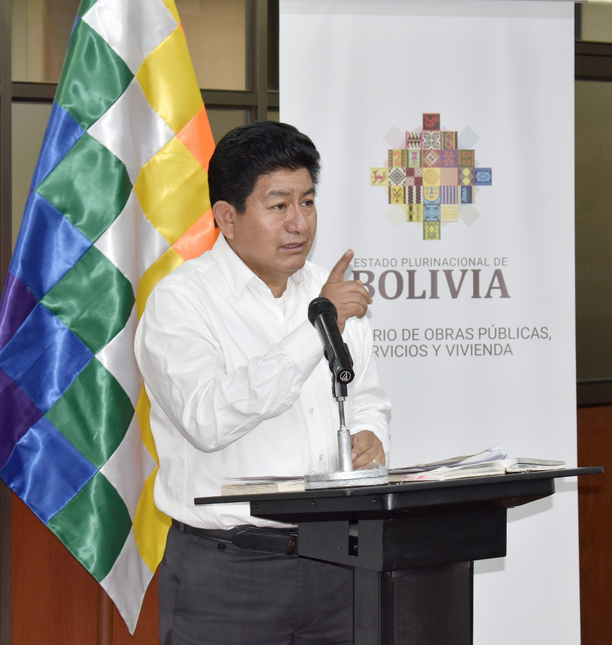 Montaño: Camacho promueve paros políticos, quiere gestar un segundo golpe de Estado