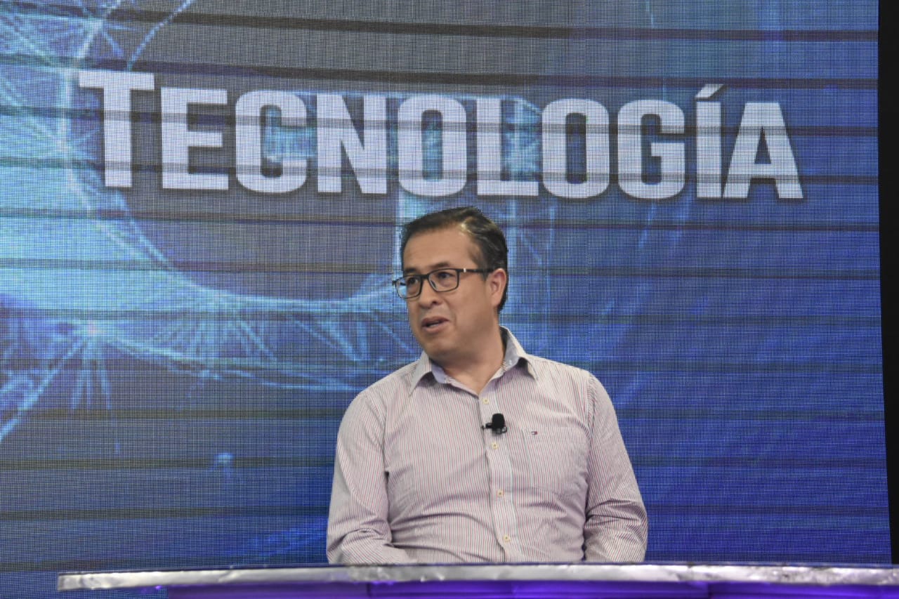 Bolivia trabaja en liberar frecuencias y prevé licitar la tecnología 5G el próximo año