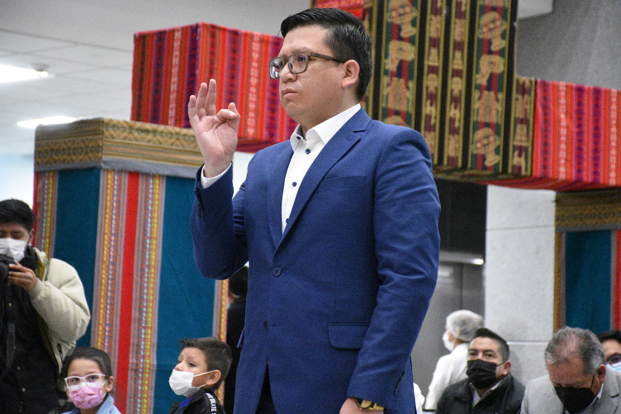 Presidente posesiona a Sergio Cusicanqui como nuevo Ministro de Planificación del Desarrollo