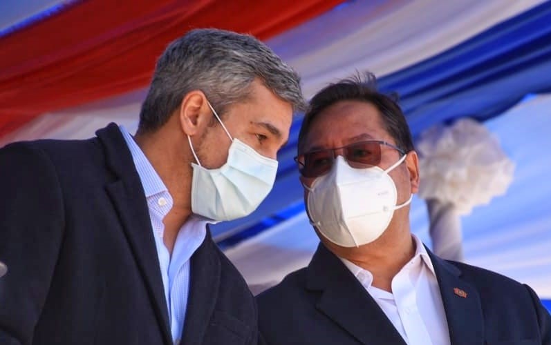 El presidente de Paraguay invita a Bolivia a formar parte de corredor bioceánico 
