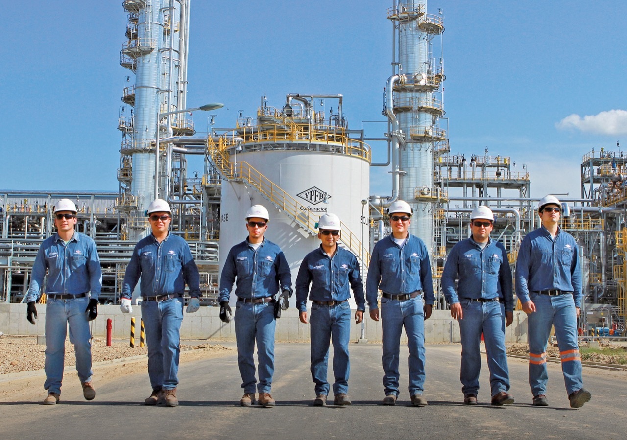 YPFB destaca como primera empresa pública en donde los bolivianos quieren trabajar