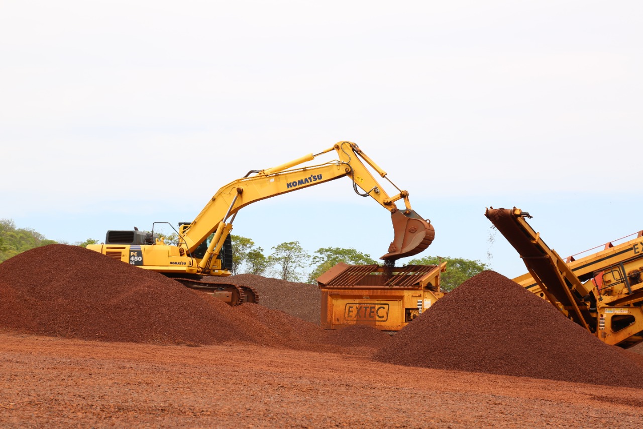 Aumenta la producción y exportación de hierro del Mutún