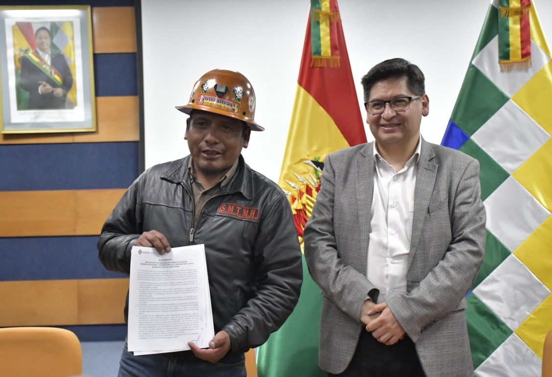 Acuerdo con Huanuni establece apoyo a la Gestora y socialización antes de la migración de datos