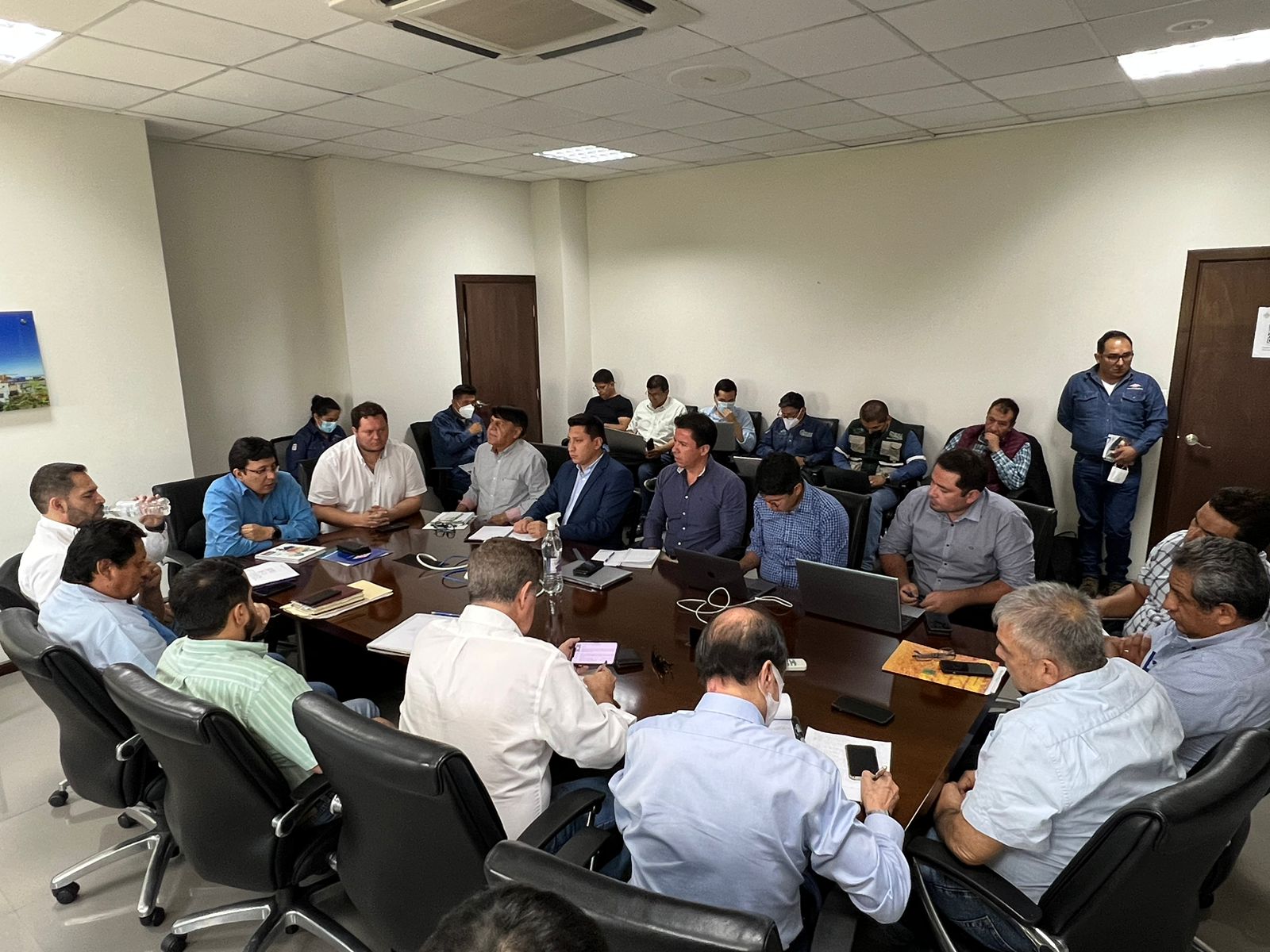 Gobierno y la CAO evalúan incrementar consumo de etanol