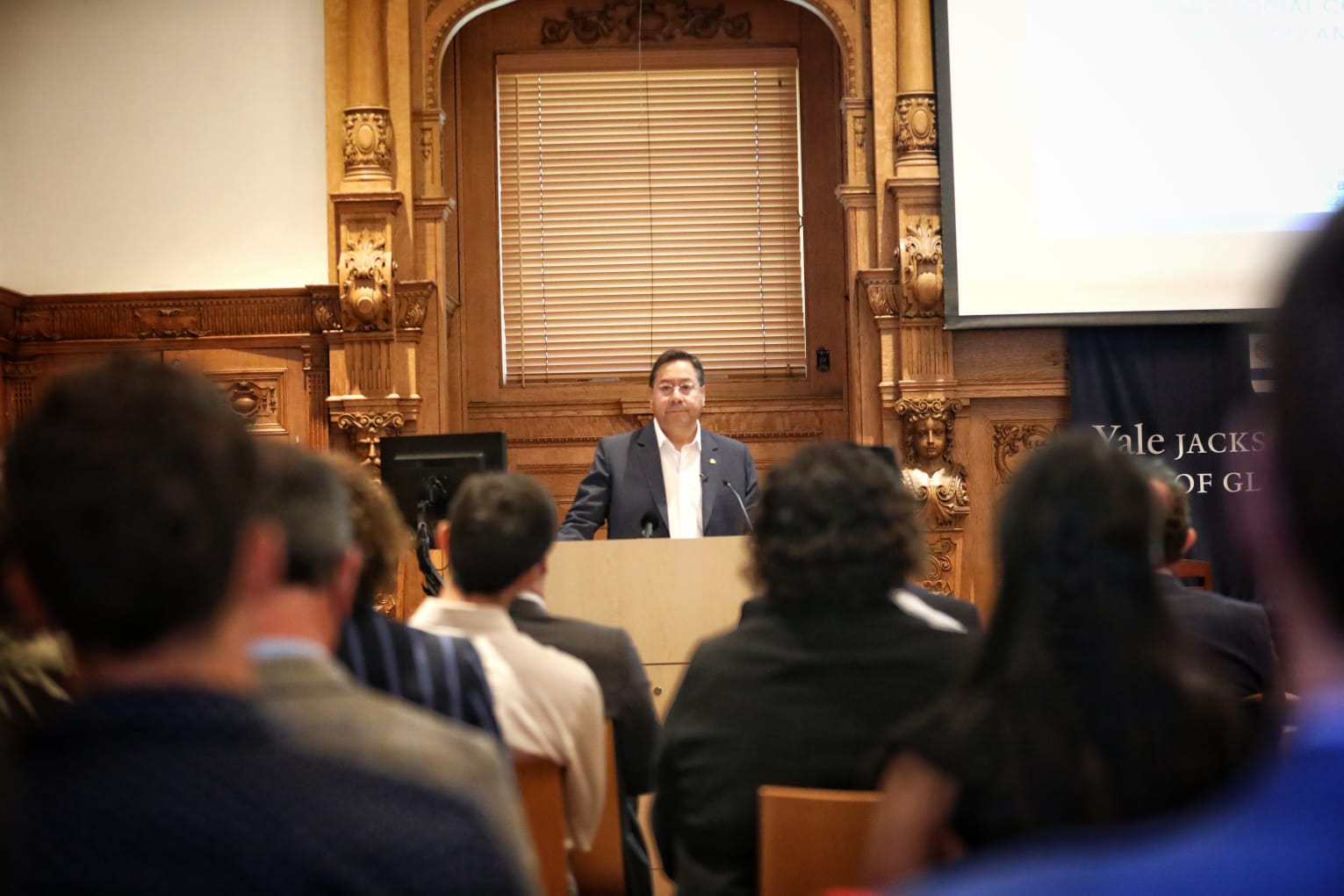 Arce destaca en Universidad de Yale que el modelo económico boliviano demuestra su éxito en crecimiento y control de la inflación