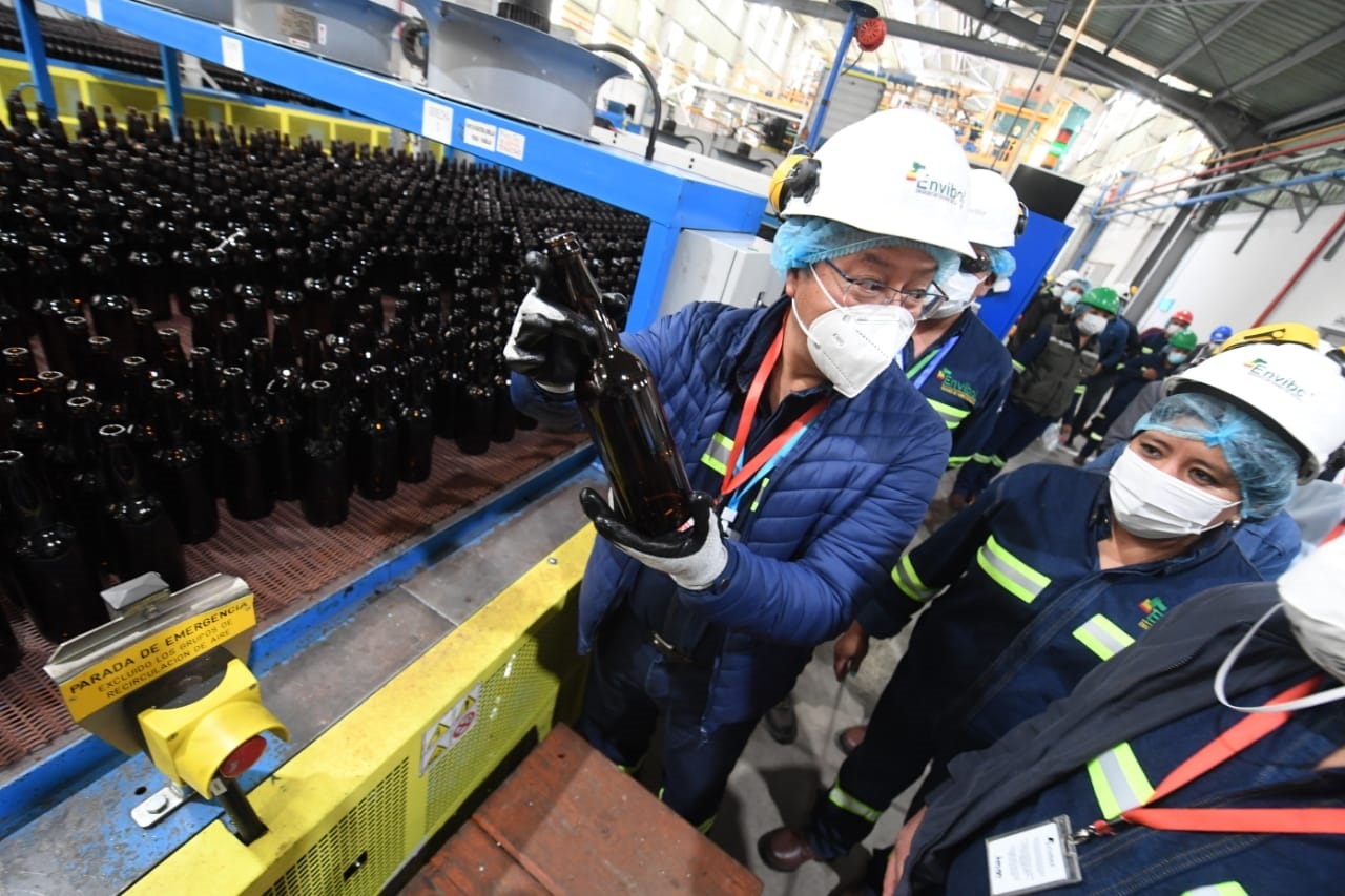 La estatal Envases de Vidrio logra en siete meses Bs 55,6 millones y supera los ingresos de 2021