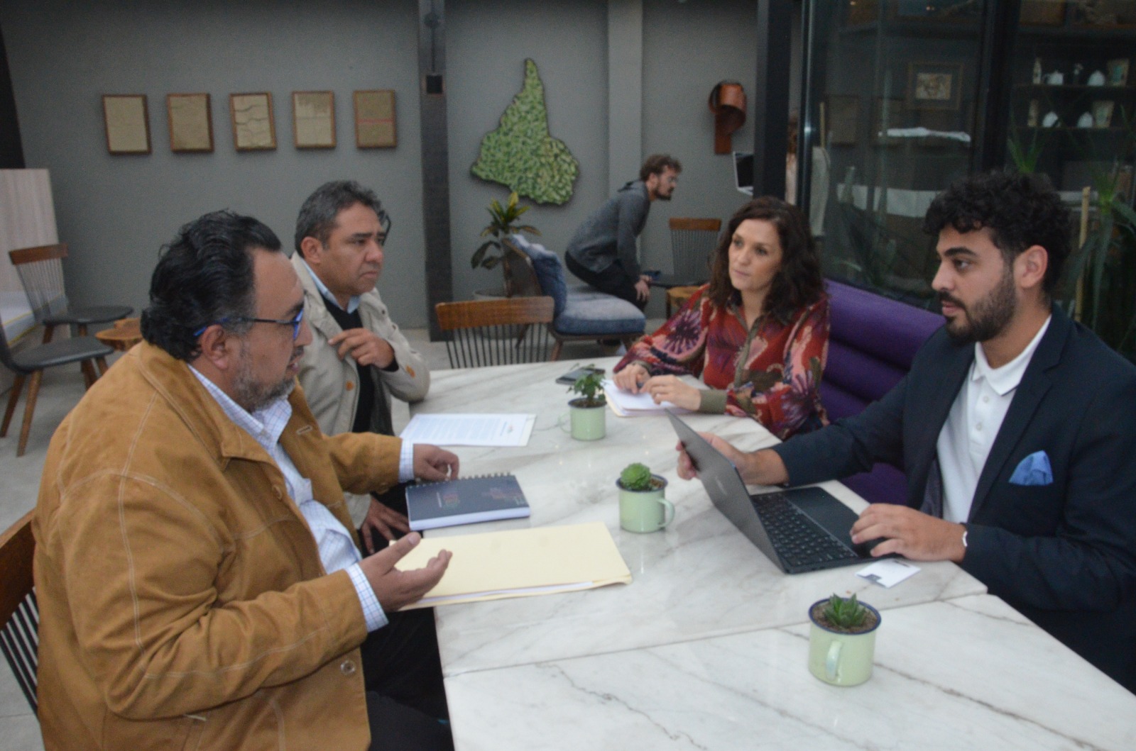 Medios alternativos entregan pronunciamiento a la CIDH para denunciar agresiones, discriminación y vulneración a sus derechos