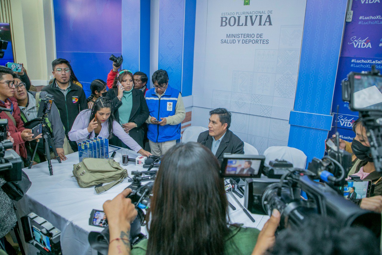 Consejo de Emergencia Sanitaria resuelve mantener medidas de bioseguridad contra la Covid-19 en Bolivia ante época invernal