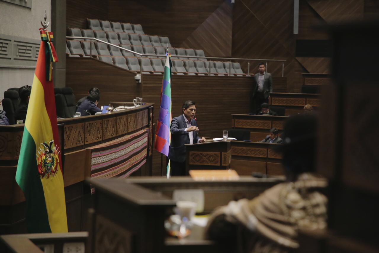 Ministro de Salud explicó al pleno de la ALP política de lucha contra la Covid-19 y la reducción de letalidad del 6.2% en la primera ola al actual 0.1%