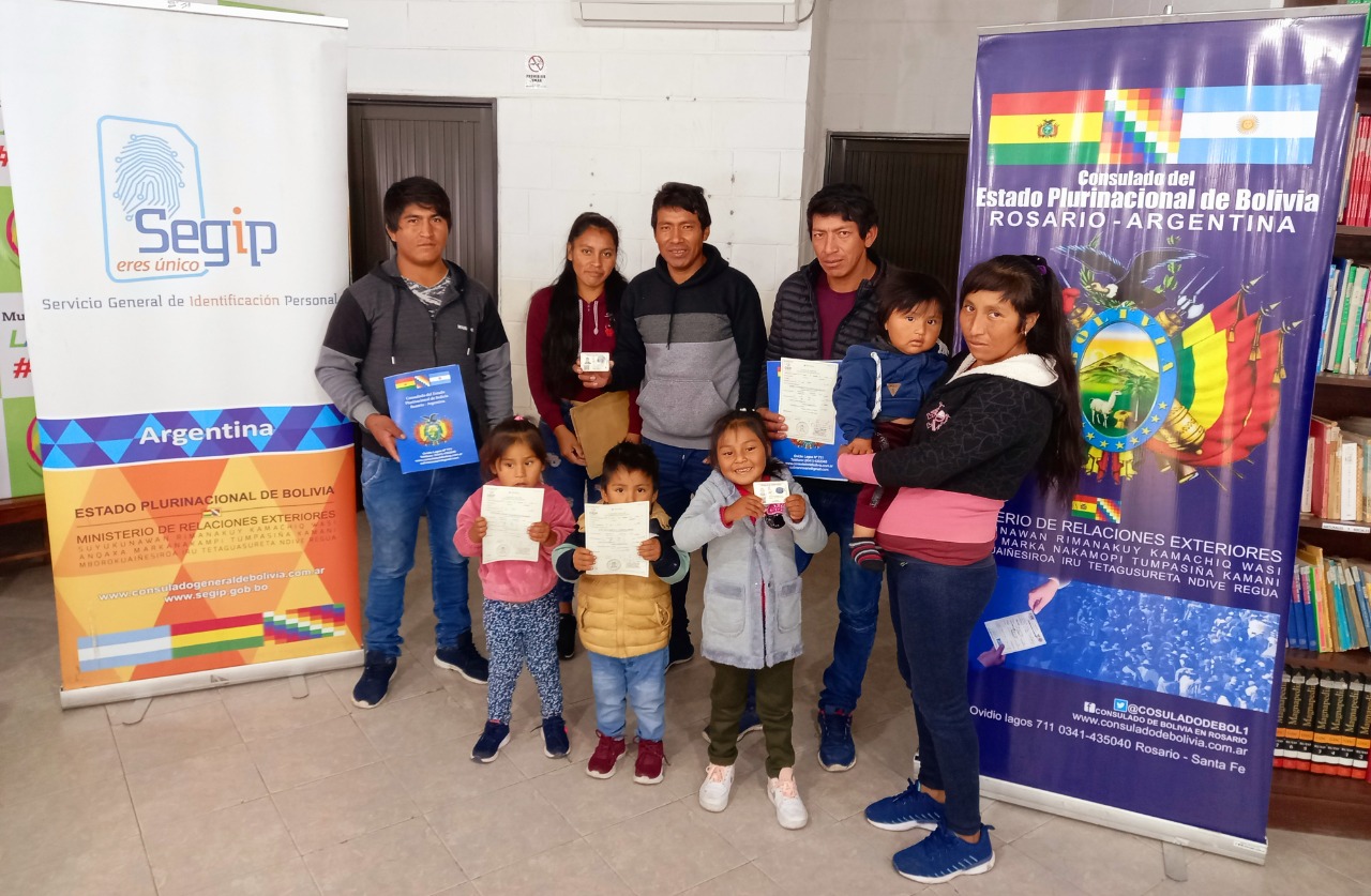 Servicio consular móvil atendió a bolivianos en Corrientes-Argentina