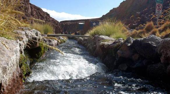 Expertos de Chile admiten que no visitaron el lado boliviano del Silala para redactar sus informes