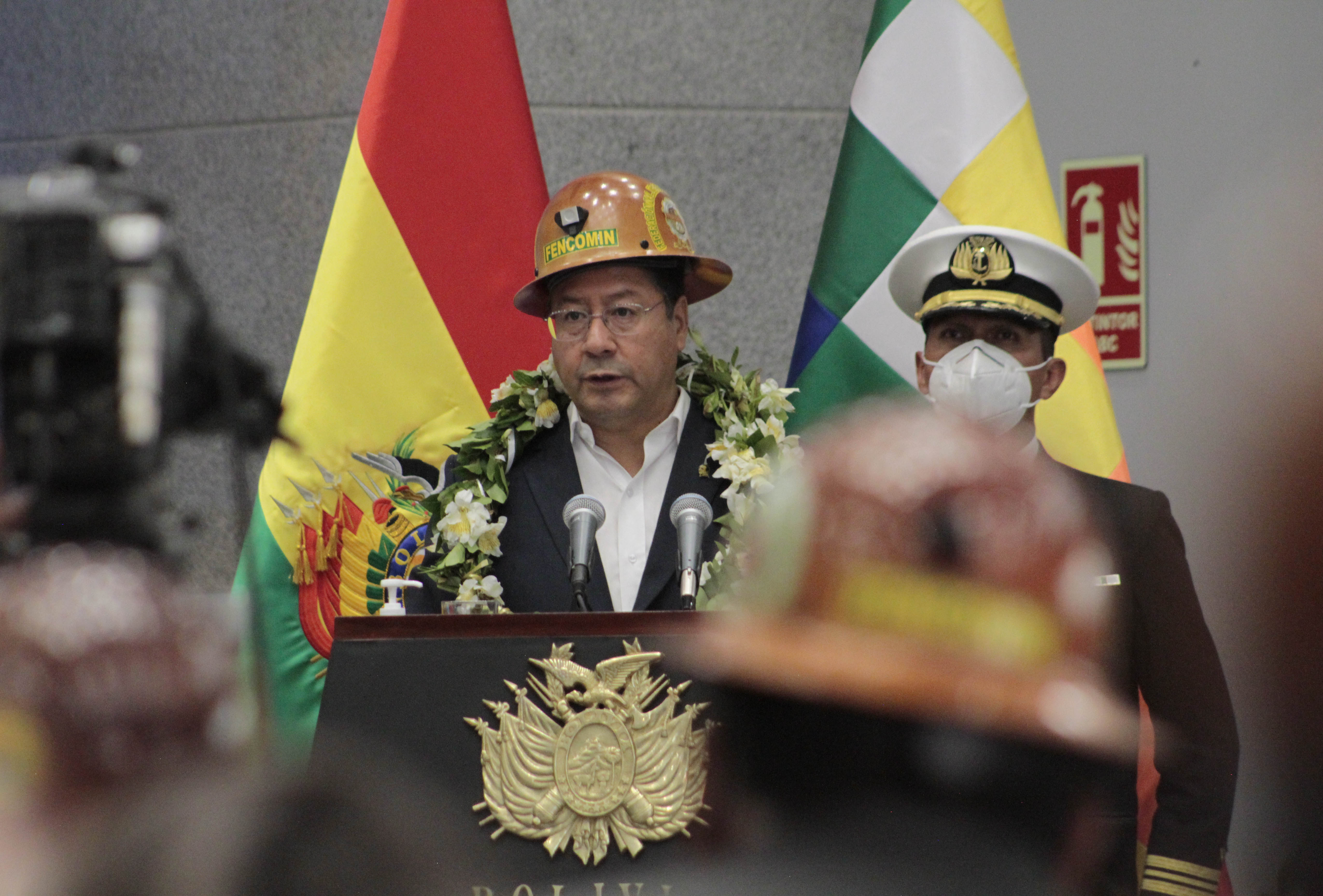 El Presidente asegura que la oposición “busca cualquier excusa para intentar desestabilizar la economía y la democracia”