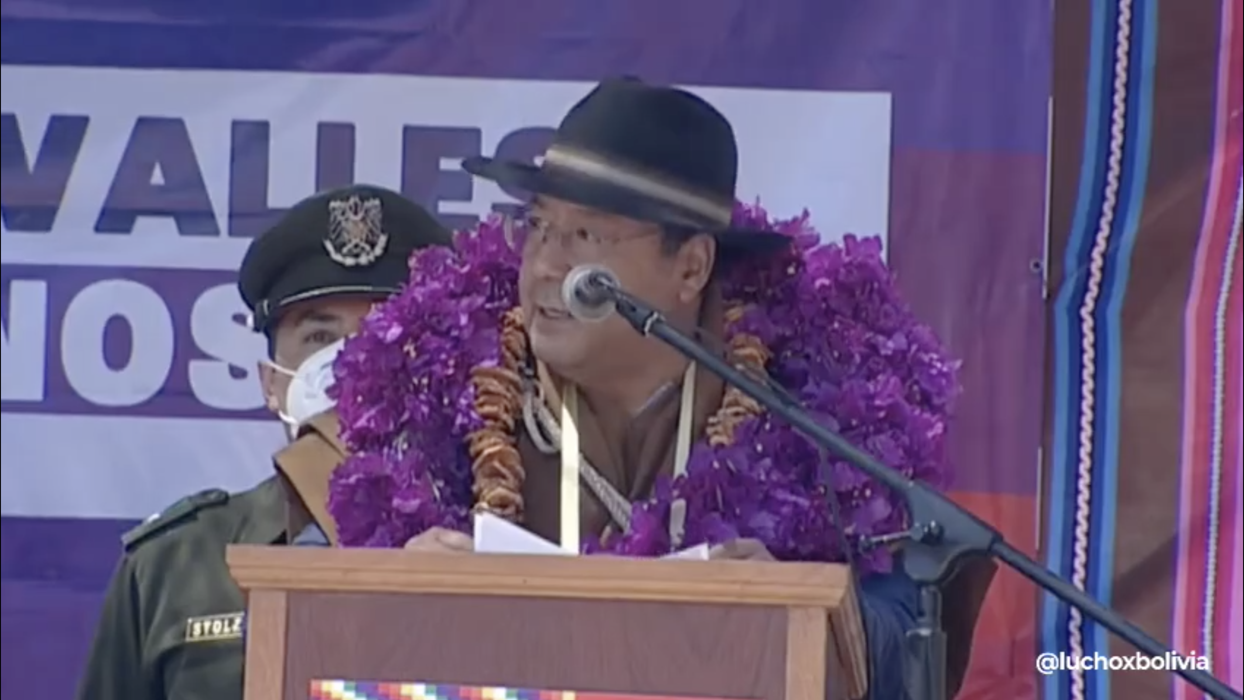 Presidente alerta que “hay riesgos” en el país y convoca a defender al Gobierno del pueblo